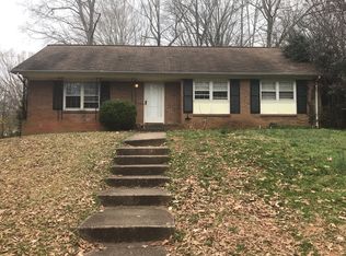 10440 Landon St, Charlotte, NC 28215