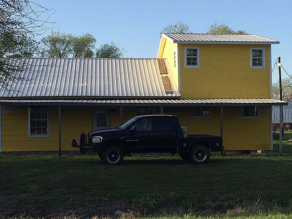 2nd image of 724 E Ripley St