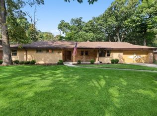 1332 S Western Ave, Park Ridge, IL 60068