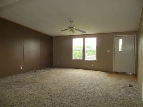 3rd image of 53 Julian Ln