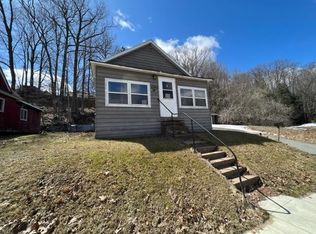 1340 River St, Niagara, WI 54151