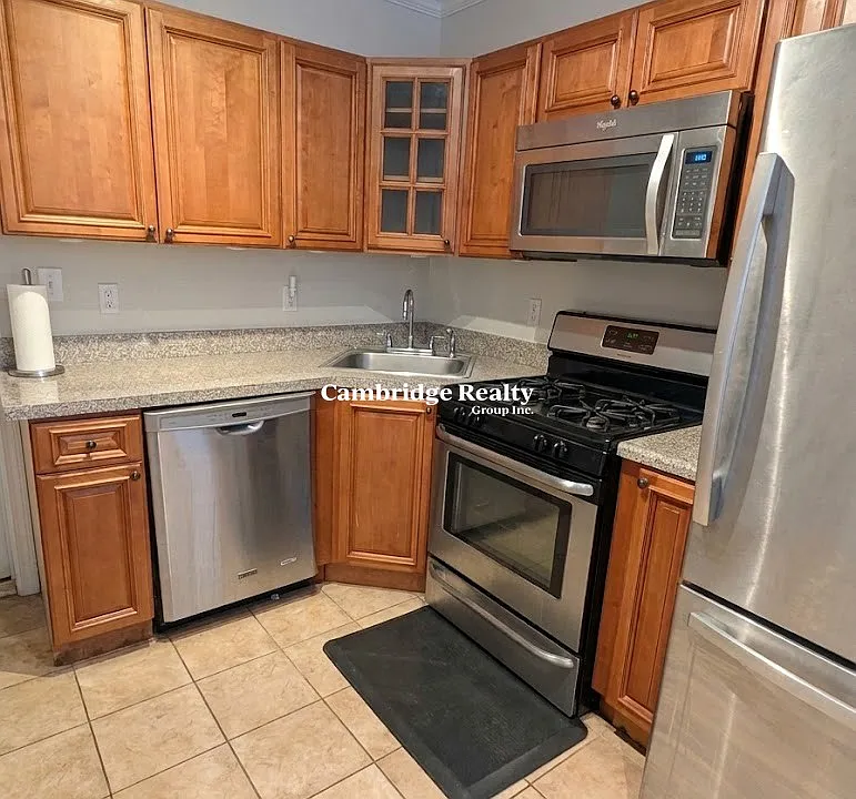 9 Medford St #1T