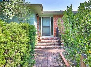 2904 Joaquin Miller Rd, Oakland, CA