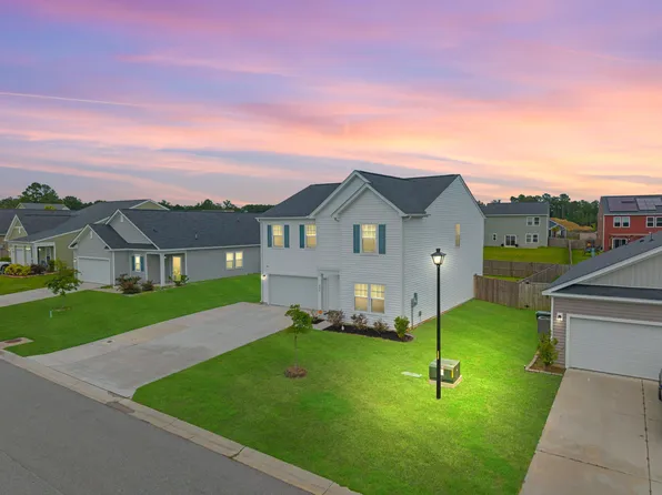 330 Bountiful Dr, Moncks Corner, SC 29461