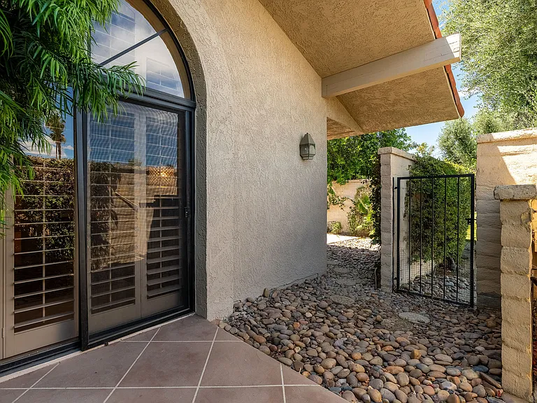 5 Stanford Dr — Photo 79