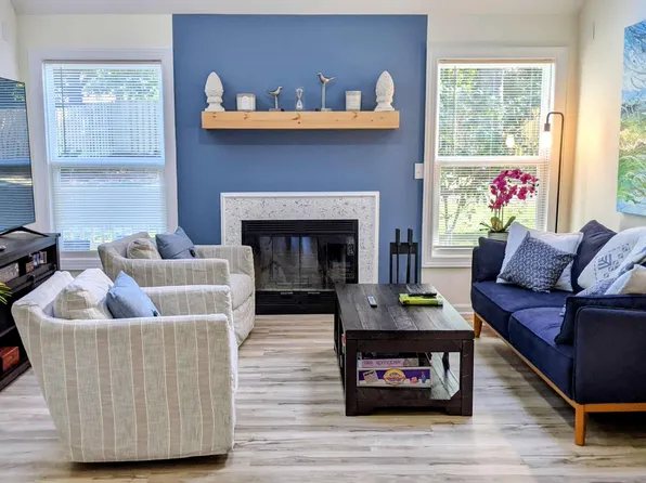 6408 Strawfield Dr, Wilmington, NC 28405