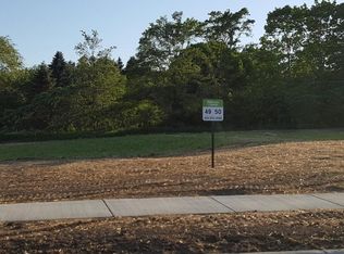 W81N399 Prairie View Rd, Cedarburg, WI 53012