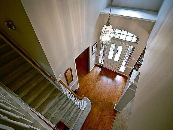 3rd image of 4014 Austin Meadow Dr