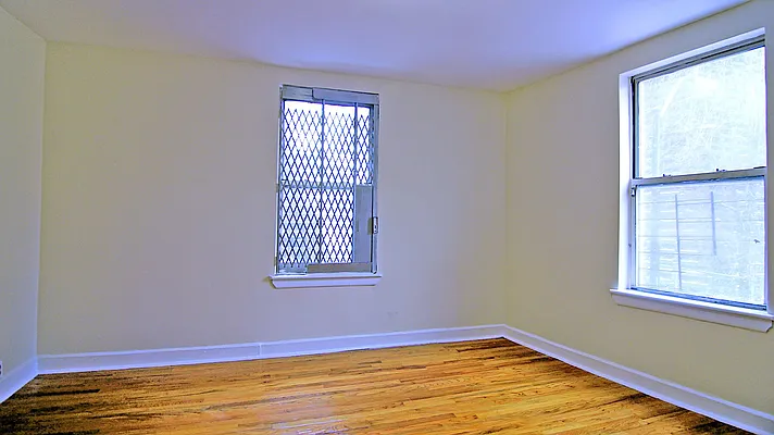 Rented by Tryax Realty Management | media 16