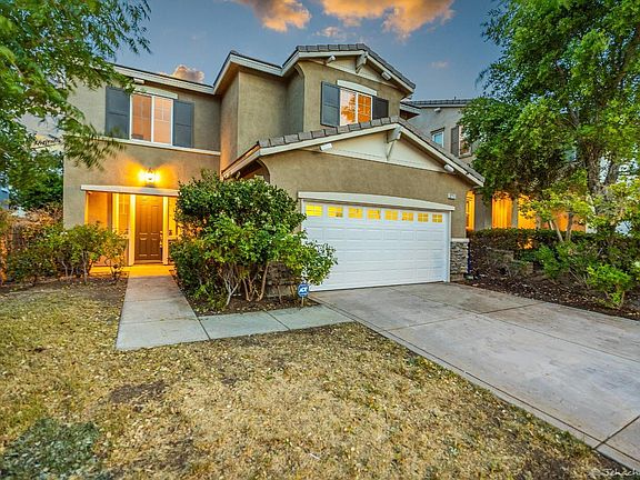 2nd image of 37712 Bluette Ln