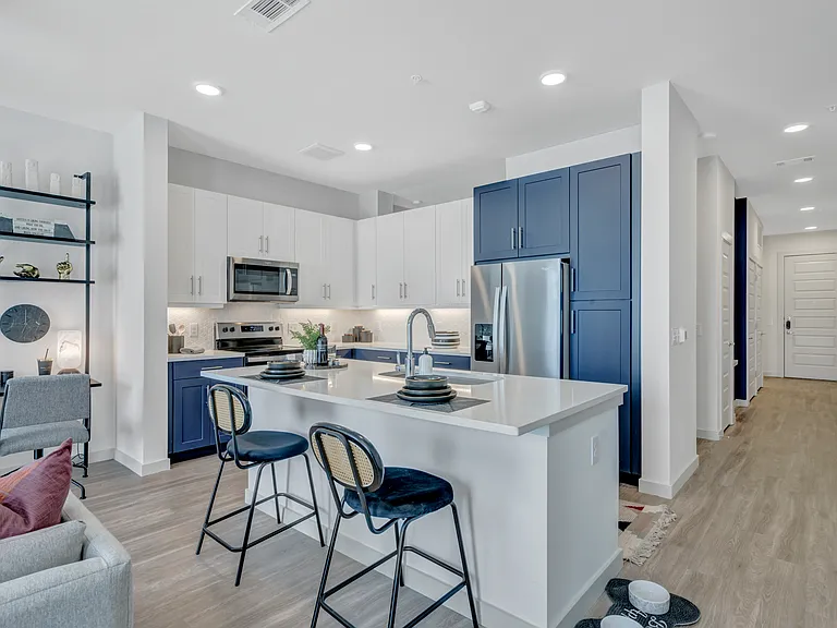 Ross + Peak — Photo 17