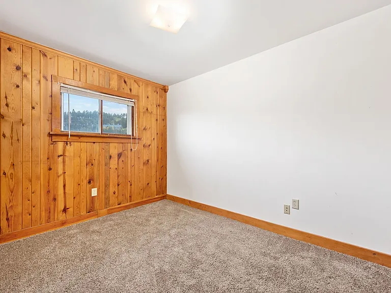 312 Grandview Dr #1 — Photo 8