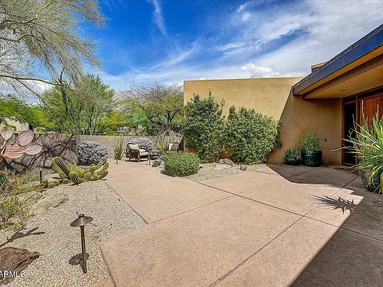10687 E Fernwood Ln — Photo 3