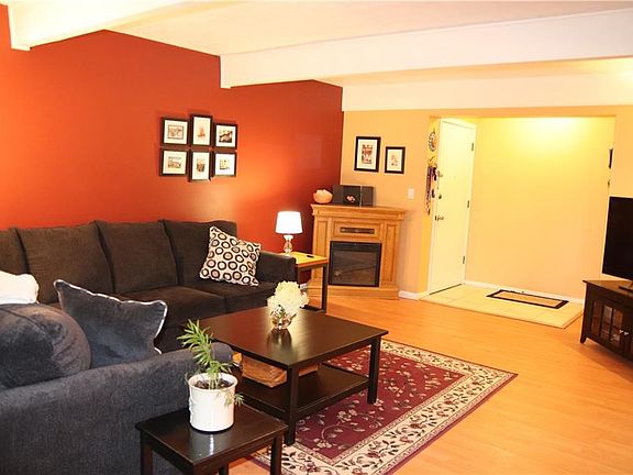4th image of 7441 Millrace Ln APT 201