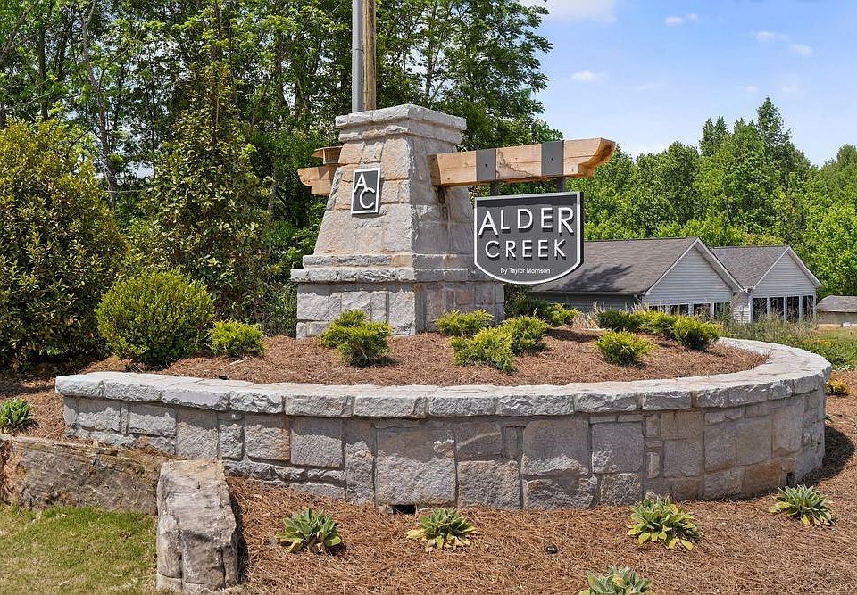 1st image of 747 Meadow Ridge Ln