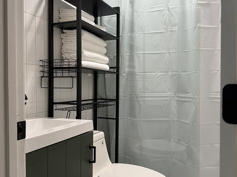 2229 Dumaine St #3 — Photo 8