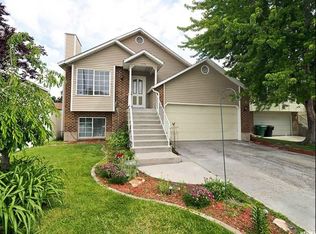 1176 W Brister Dr, Salt Lake City, UT 84123
