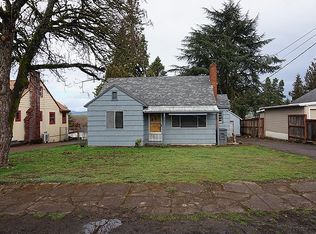 635 W Main St, Carlton, OR 97111