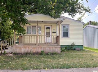 2218 E Ash St, Springfield, IL 62703