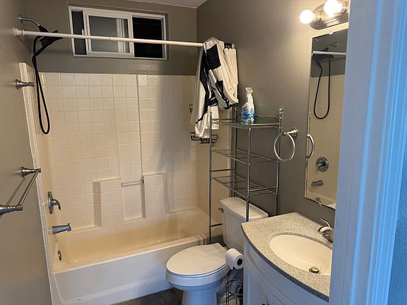 3rd image of 73-1006 Ahikawa St