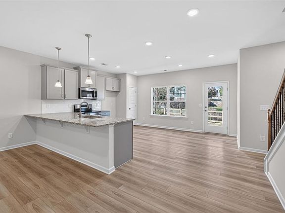 7th image of this home