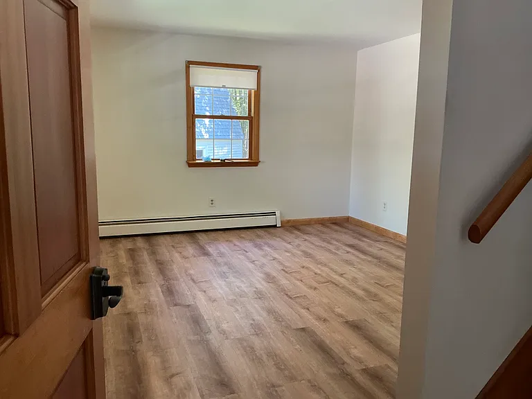 117 Cundys Harbor Rd — Photo 3