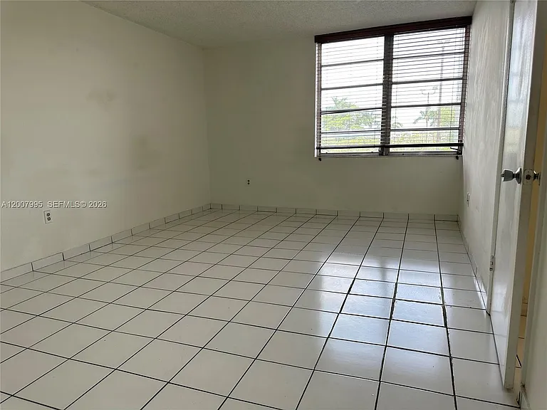 802 NW 87th Ave #315 — Photo 9