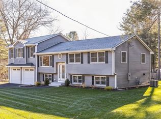 3 Weathervane Rd, Billerica, MA 01821