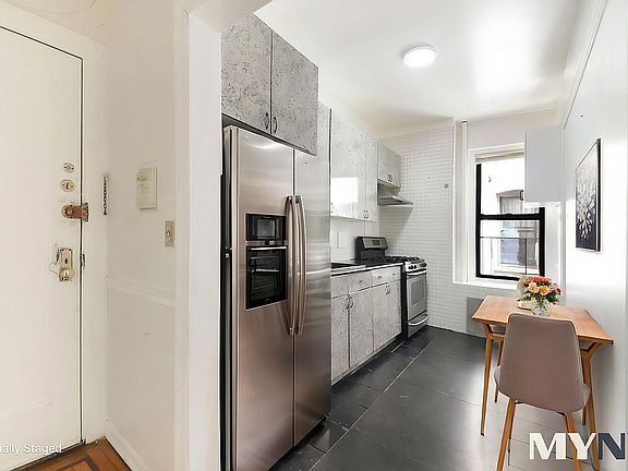 4th image of 1802 Ocean Pkwy APT D18