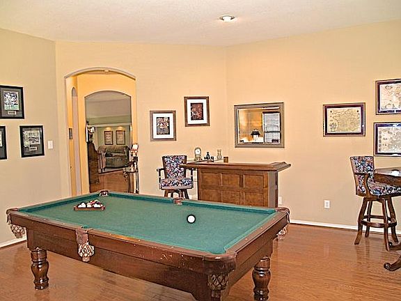 3rd image of 4512 Indian Rock Dr