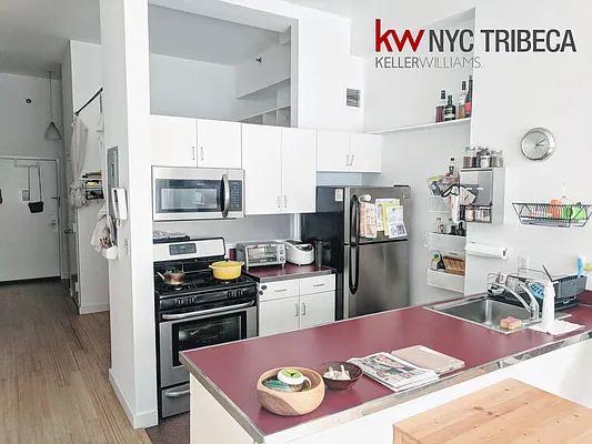 Rented by Keller Williams NYC | media 18