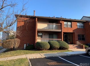 91-B Beverly Hill Ter, Woodbridge, NJ 07095
