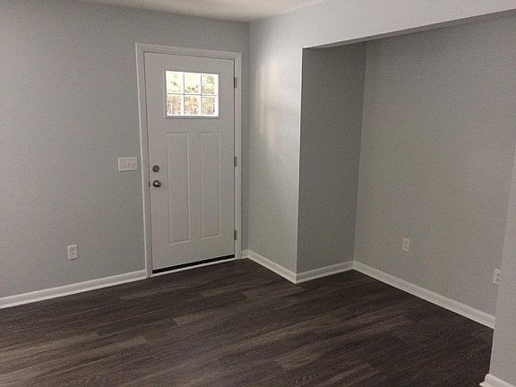 Front Entry into Livingroom