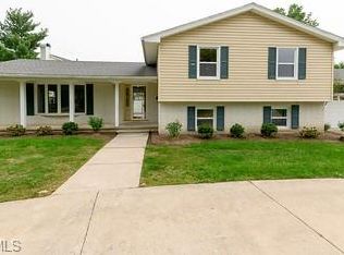 3507 Edgewood Dr, Lorain, OH 44053