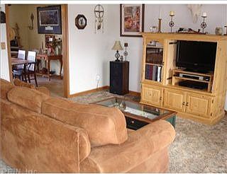 4th image of 6657 Kimberly Dr