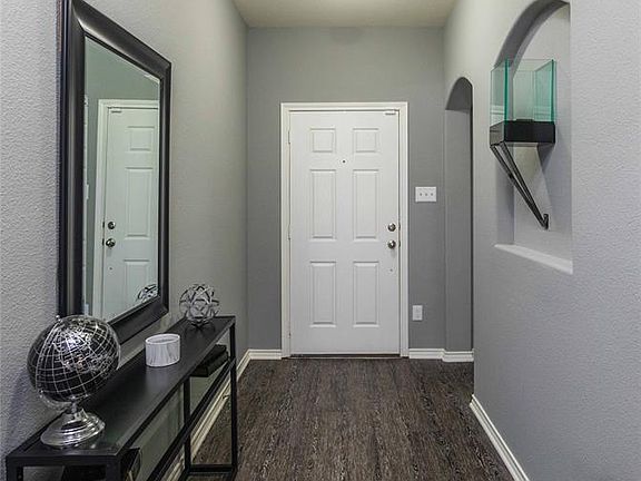 3rd image of 3156 Rockwell Ln
