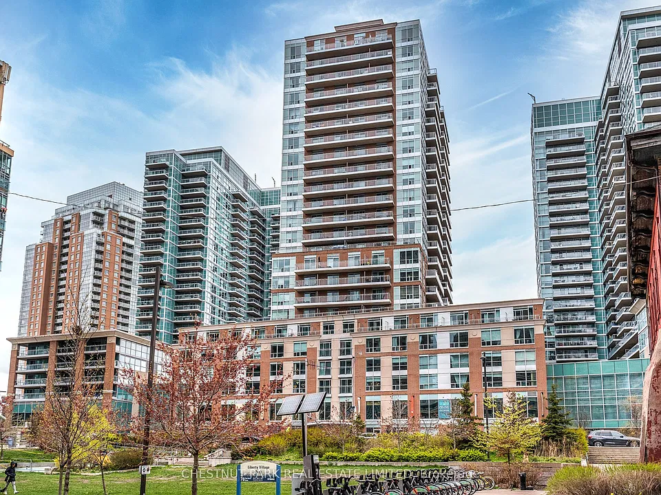 50 Lynn Williams St #2308