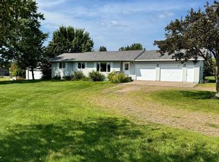 1335 Stardusk Dr, New Richmond, WI 54017