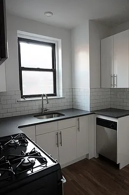 Rented by M.Woods & Associates | media 7