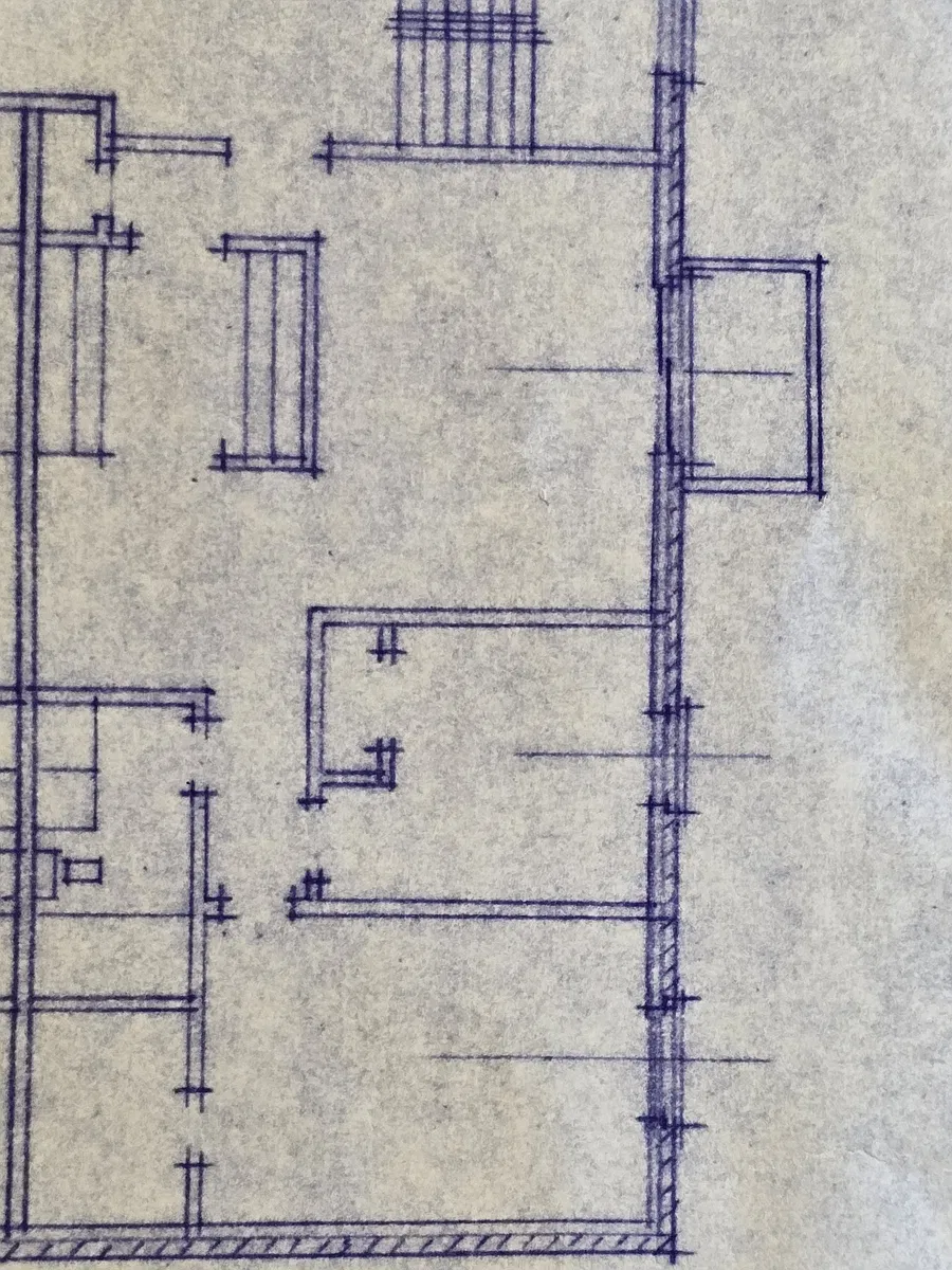 Floor plan 2 bedroom unit