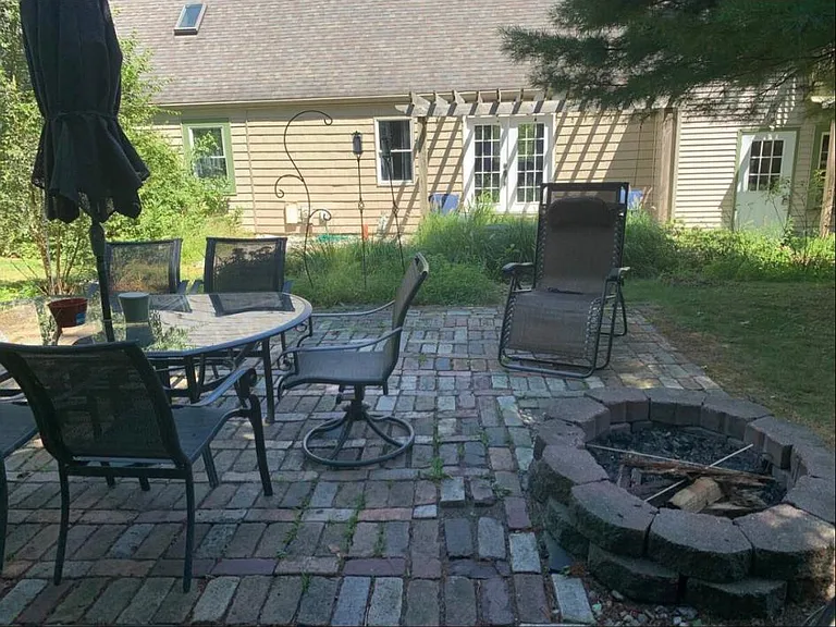 111 Higman Park Hl — Photo 2
