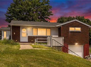 203 Burch Dr, Coraopolis, PA 15108