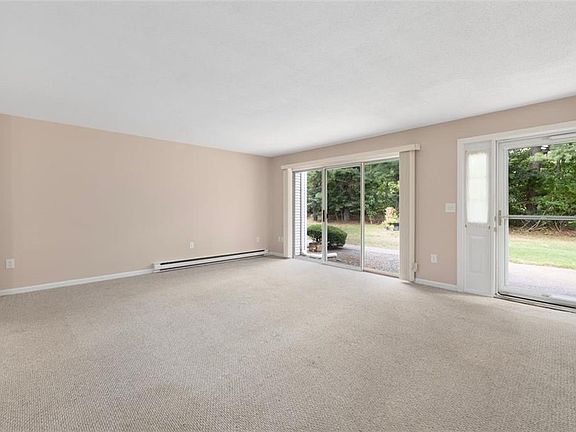3rd image of 311 Chatham Cir
