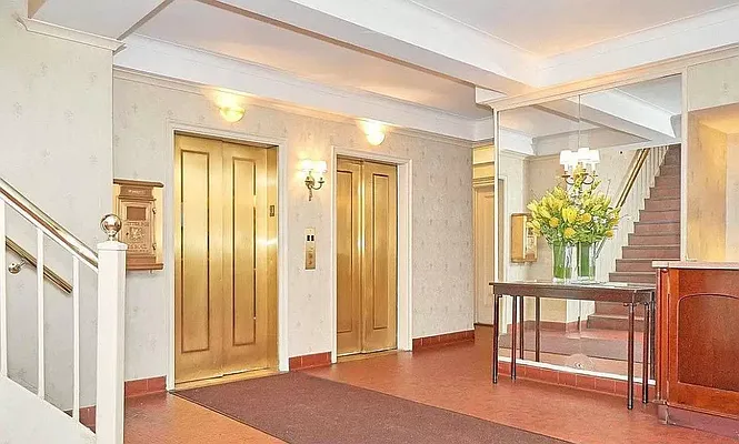 Rented by Compass | media 18