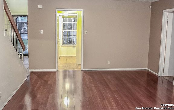 4th image of 8367 Echo Willow Dr