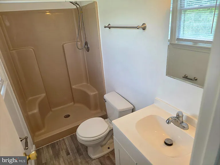 16400 Candy Hill Rd — Photo 25