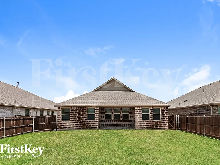 2304 O'Keefe Dr — Photo 18