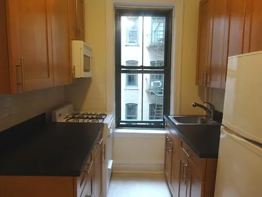 Rented by City & Suburban | media 48