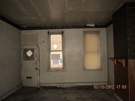 2nd image of 2010 E Clementine St