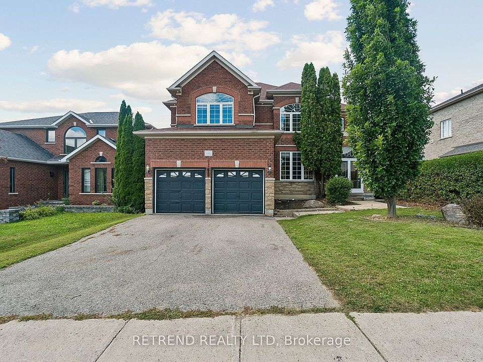 1st image of 36 Sandringham Dr